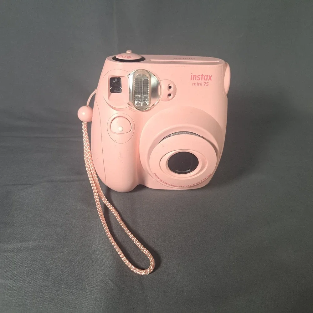 Fujifilm Instax Mini 7S Instant Film Camera Pink Retro Photography Y2K Coquette
